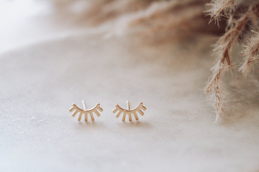 Eyelash Gold Studs