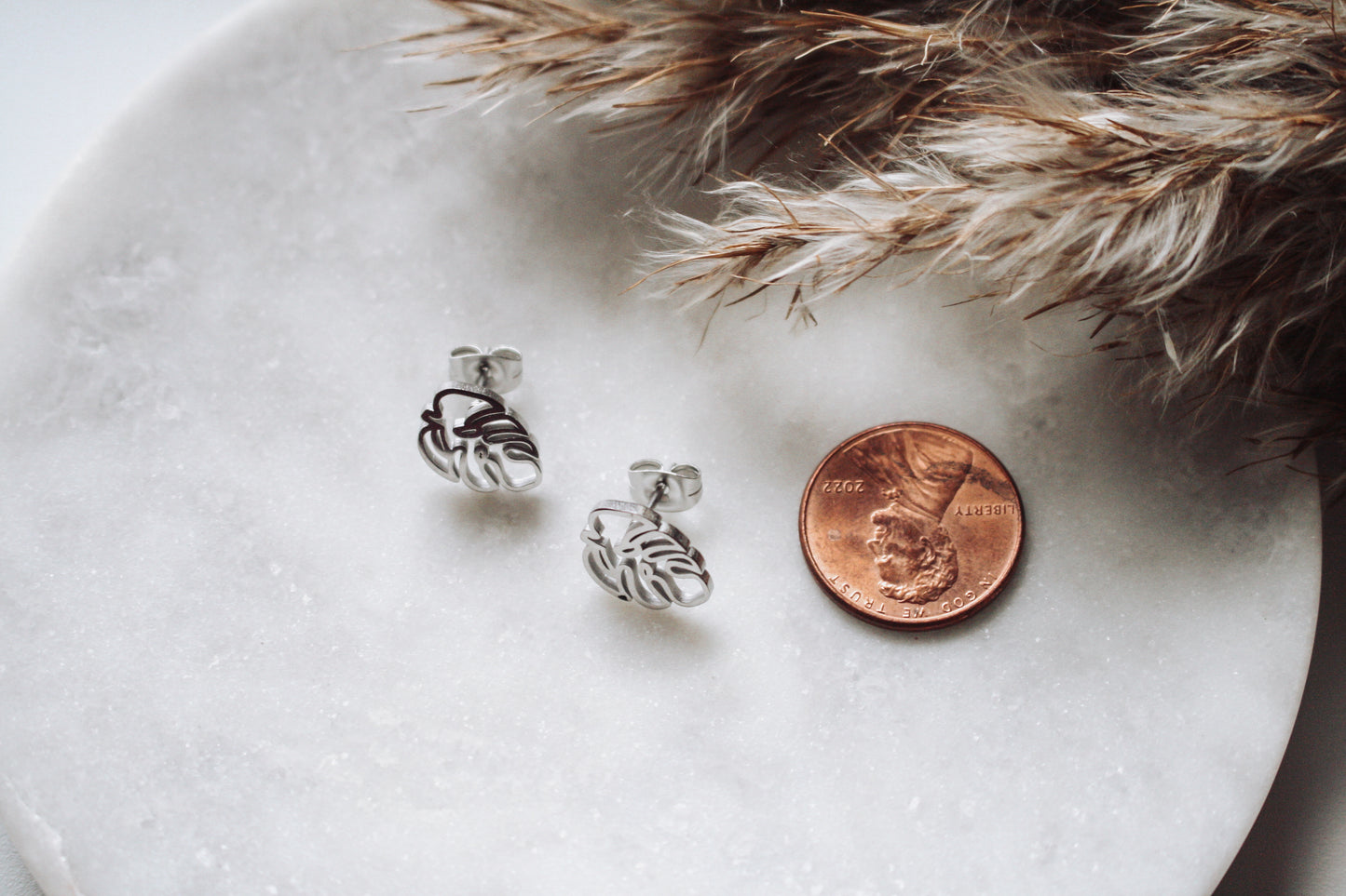 Monstera Leaf Silver Studs