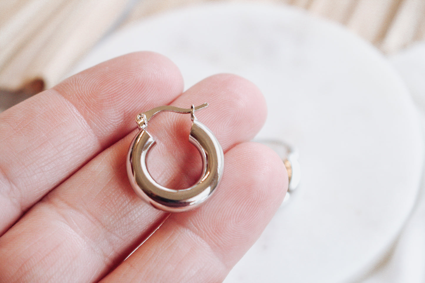 Thick Small Hoops - Silver